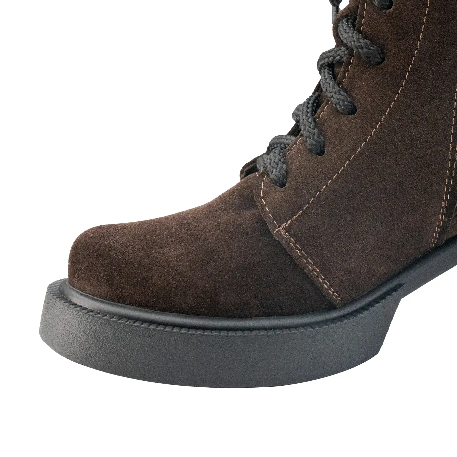 cherevyky-lola-zamsha-choco-krupnyi-plan Крупний план текстури замші кольору шоколад та шнурівки на черевиках Shtayer Лола