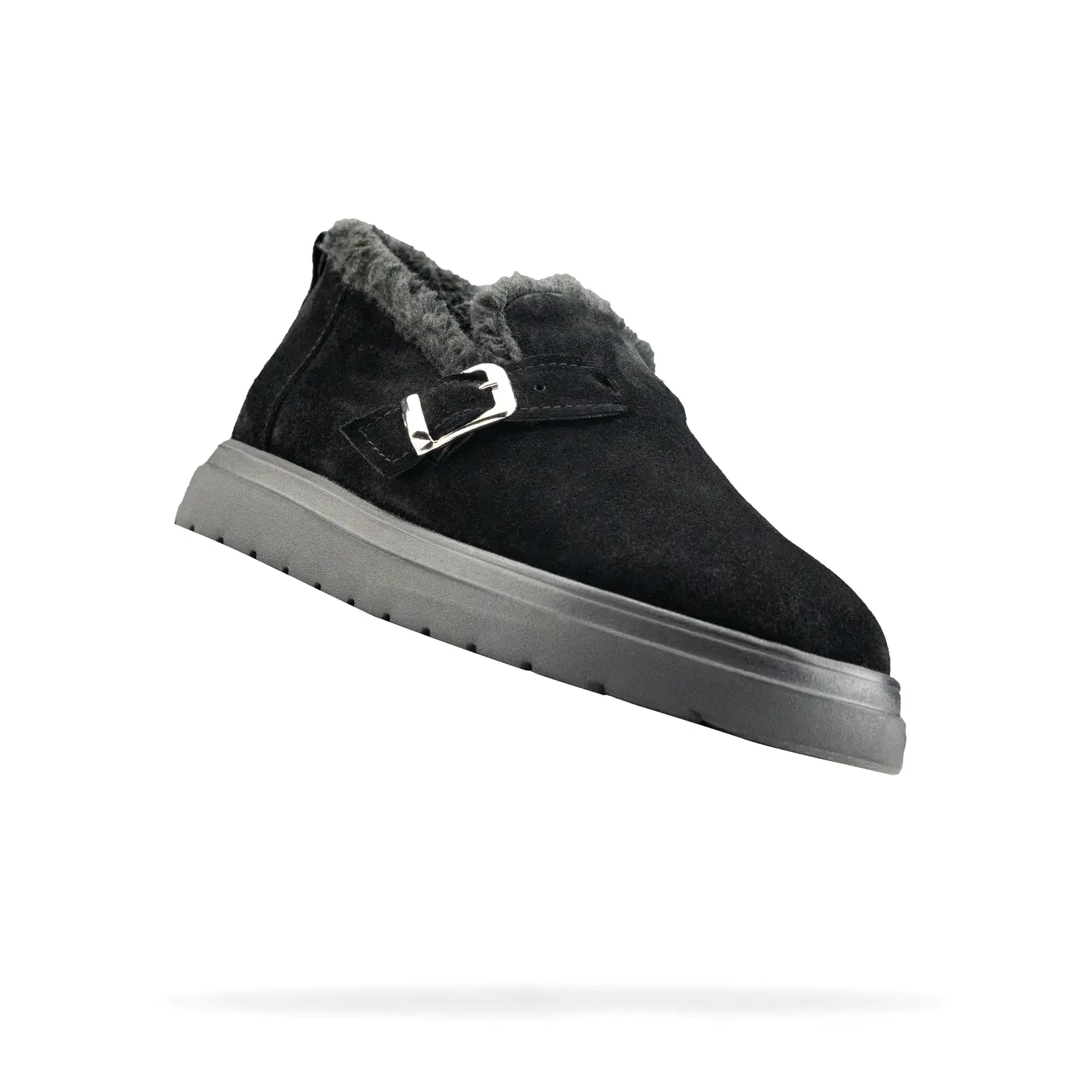 Теплі чорні замшеві лофери Shtayer Санса — ідеальне взуття для сухої осені, фото під кутом